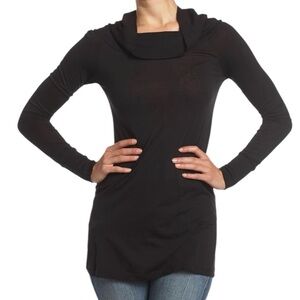 Splendid Elegant Black‎ Cowl Neck Sweater